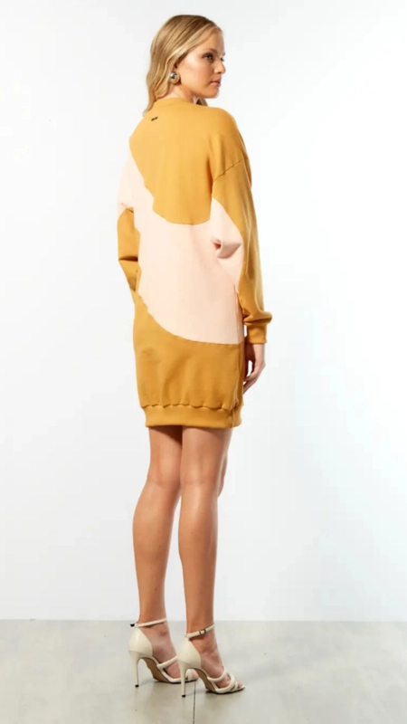 VESTIDO CURTO MOLETOM