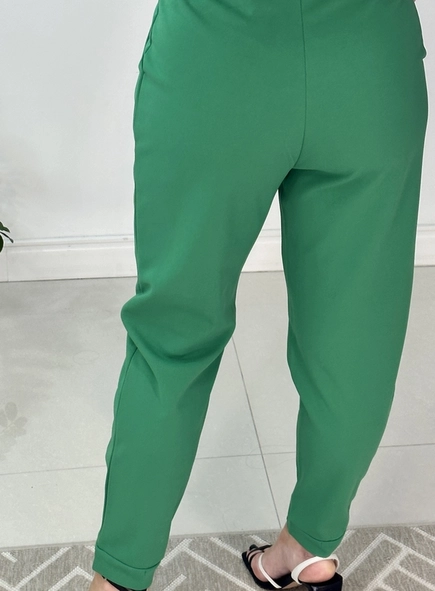 calca de malha crepe com pregas