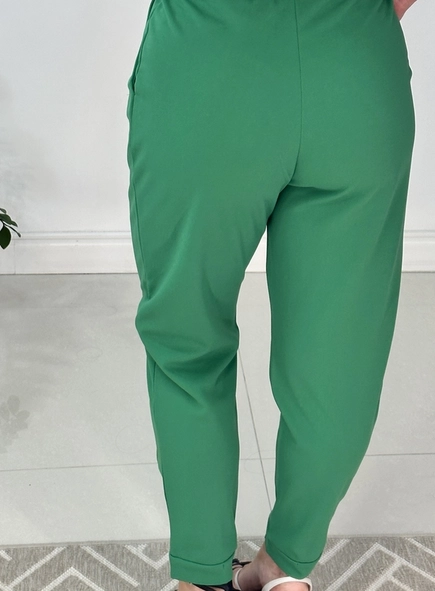 calca de malha crepe com pregas