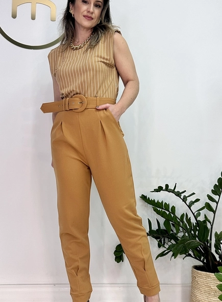 calca de malha crepe com pregas