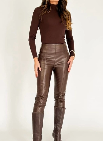 blusa malu manga longa gola alta