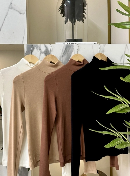 blusa malu manga longa gola alta