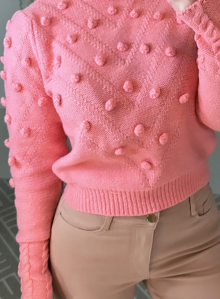 blusa tricot bordado pompom