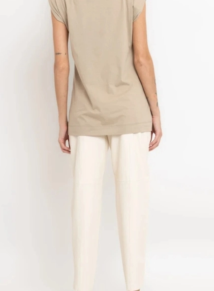 camiseta sem manga renascer borda barroca