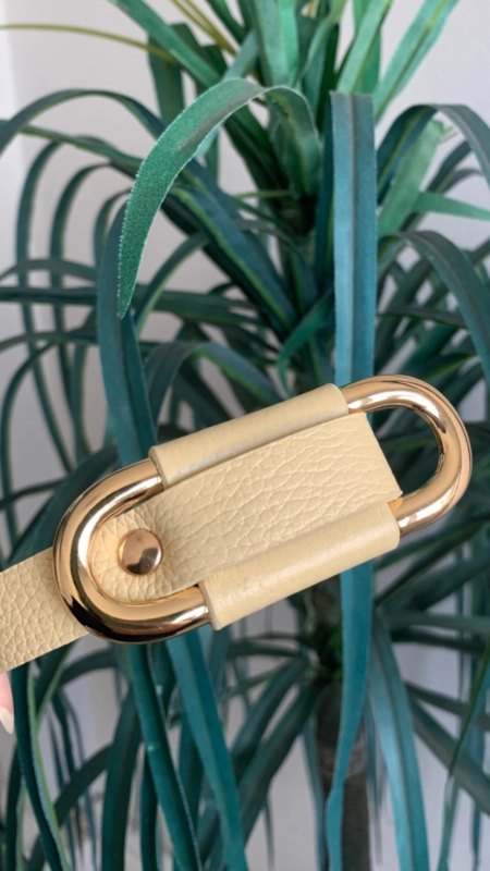 Cinto couro passante oval gold