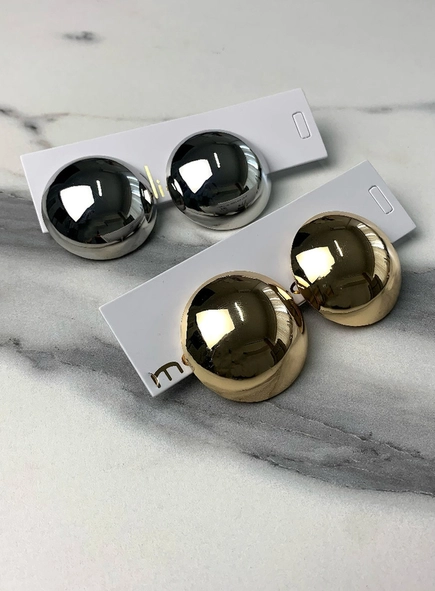 brinco meia esfera maxi