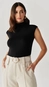 Blusa malha soft gola chic
