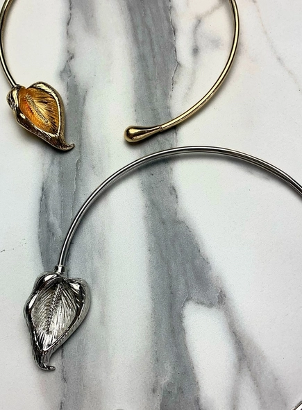 colar chocker aro metal flexível folha