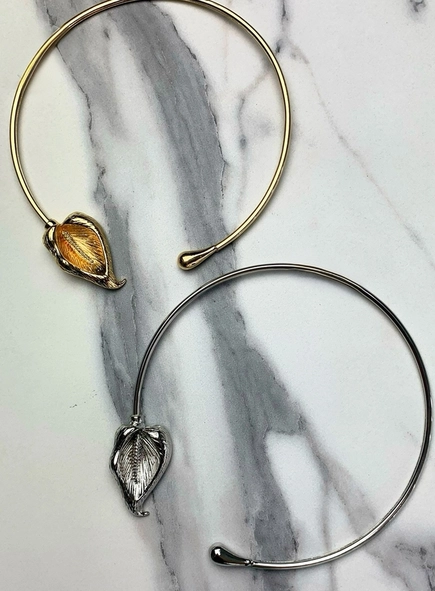 colar chocker aro metal flexível folha