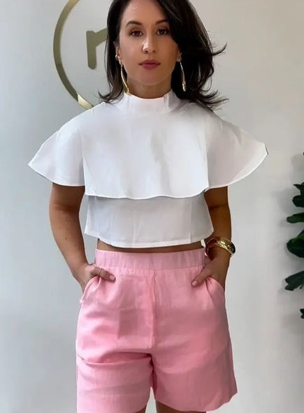 blusa tricoline cropped babado sobreposto