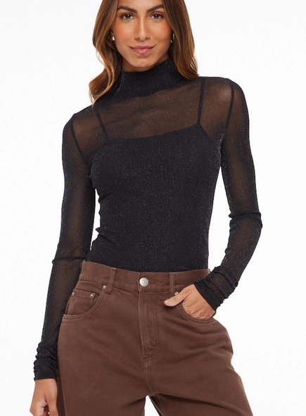 blusa tule animale jeans brilho gola alta combinação