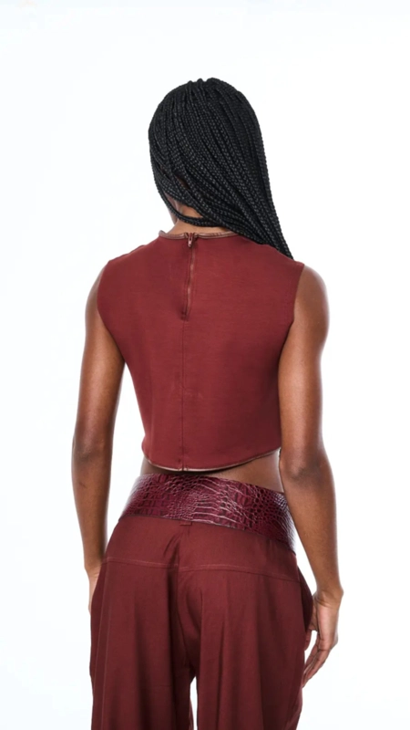 blusa cropped open detalhe pu