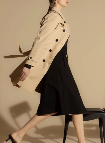 trench coat goya borda barroca