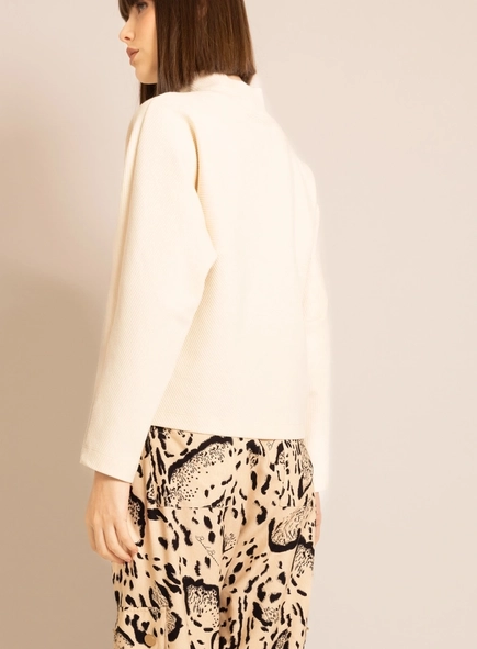 blusa aspen malha texturizada borda barroca