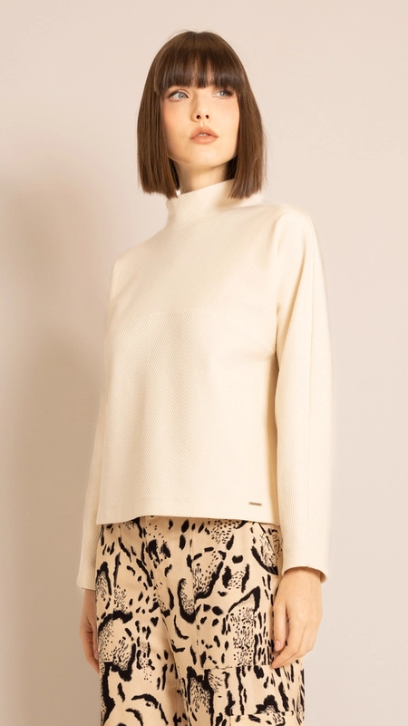 blusa aspen malha texturizada borda barroca