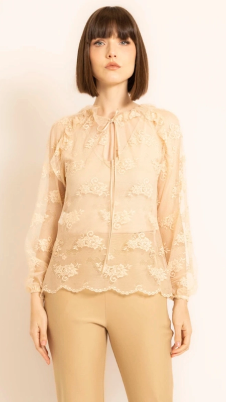 blusa renda borda barroca