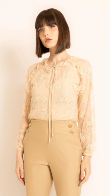 blusa renda borda barroca
