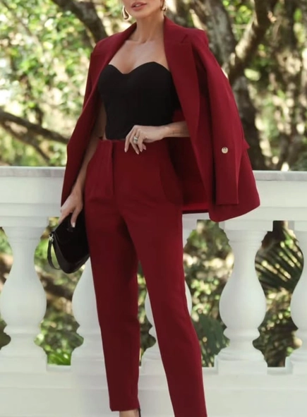 calça alfaiataria cintura alta pietra