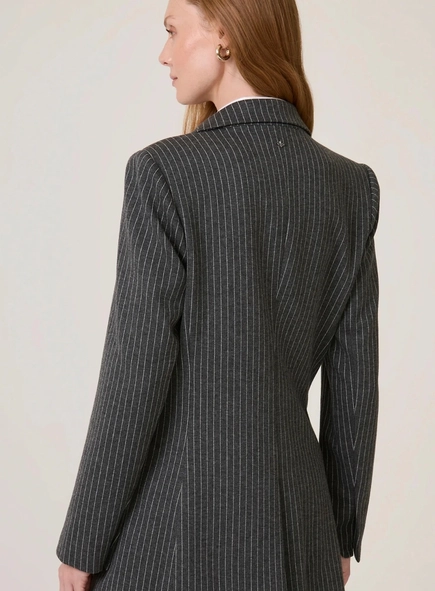 blazer regular malha alice dudalina