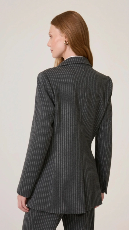 blazer regular malha alice dudalina