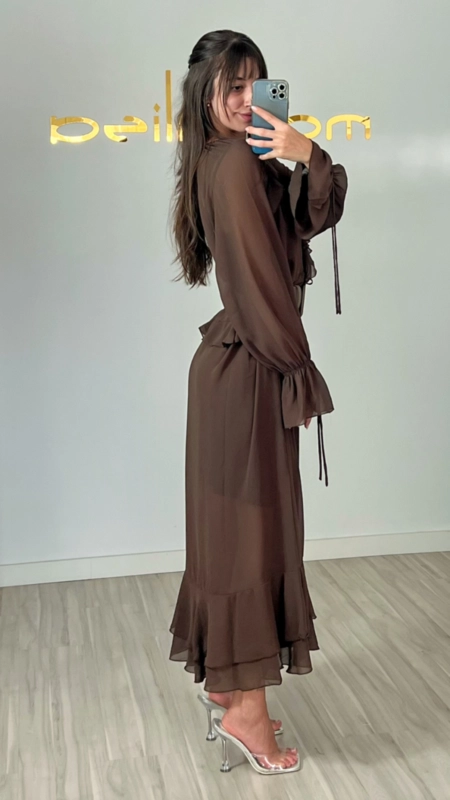 Vestido boho chiffon manga longa com forro
