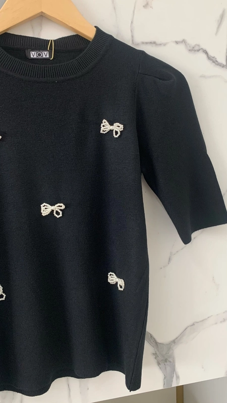 blusa tricot lacinho pérolas