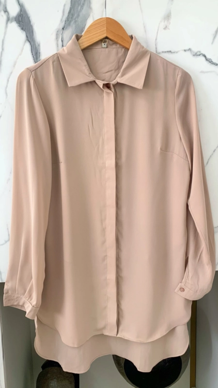 camisa crepe manga longa alongada