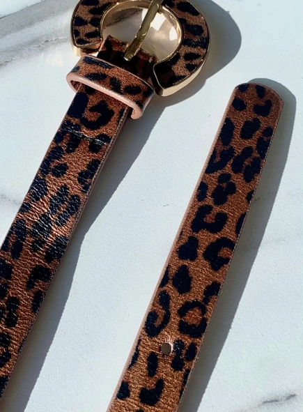 cinto fino animal print fivela arco
