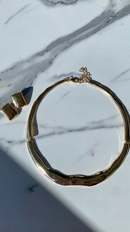 Conjunto colar e brinco simple elegant
