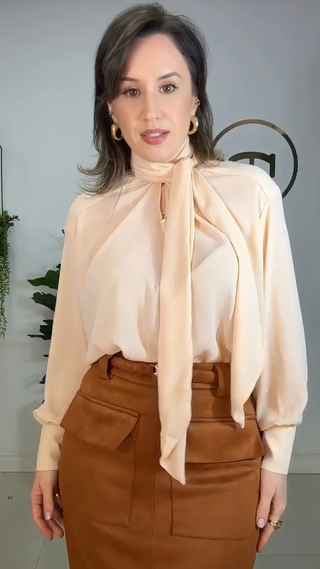 camisa crepe gola laço