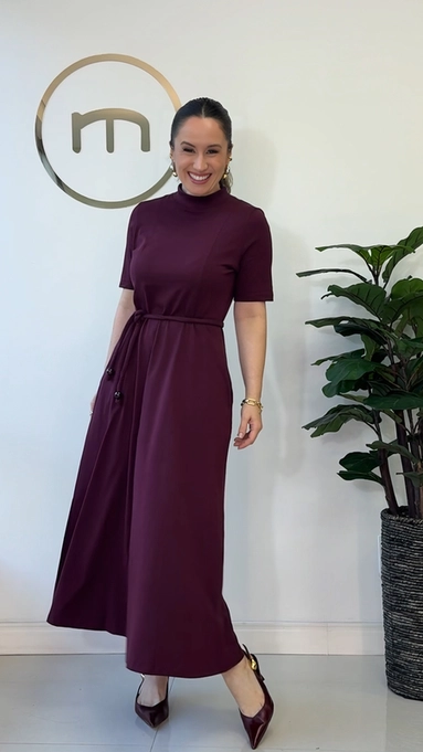 vestido midi maya manga curta com cinto