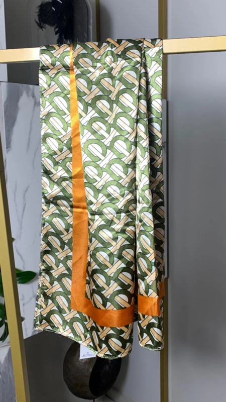 lenço estampado elos 90x90