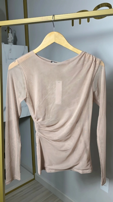 blusa tule manga longa drapeada