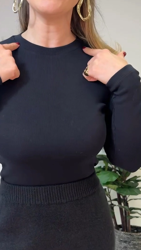 Blusa malu manga longa gola redonda