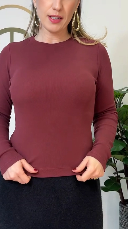 Blusa malu manga longa gola redonda