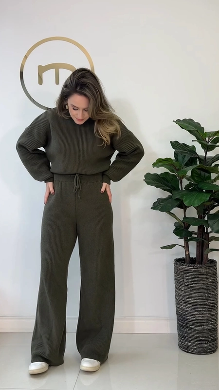 conjunto tricot calça e blusa talia