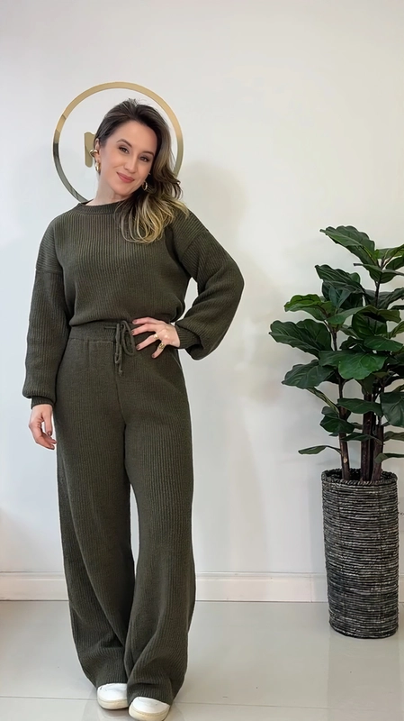 conjunto tricot calça e blusa talia