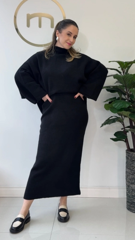 conjunto tricot blusa e saia transpassada classy