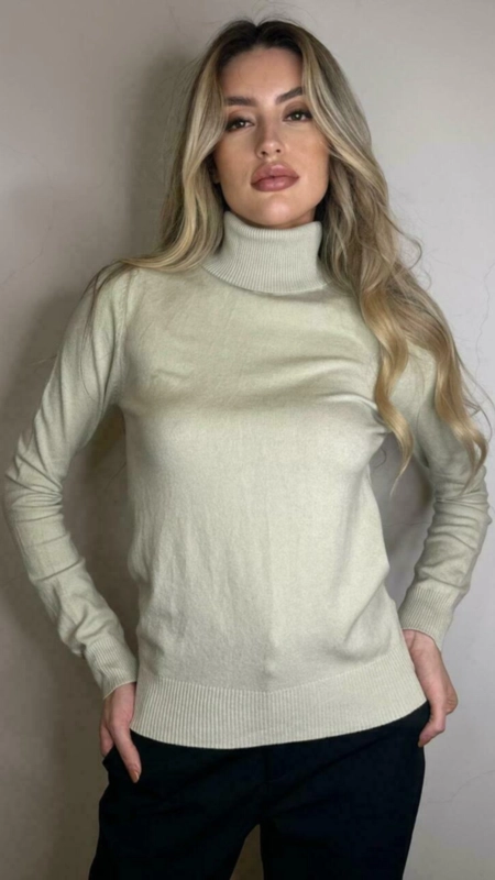blusa tricot gola toque modal classics