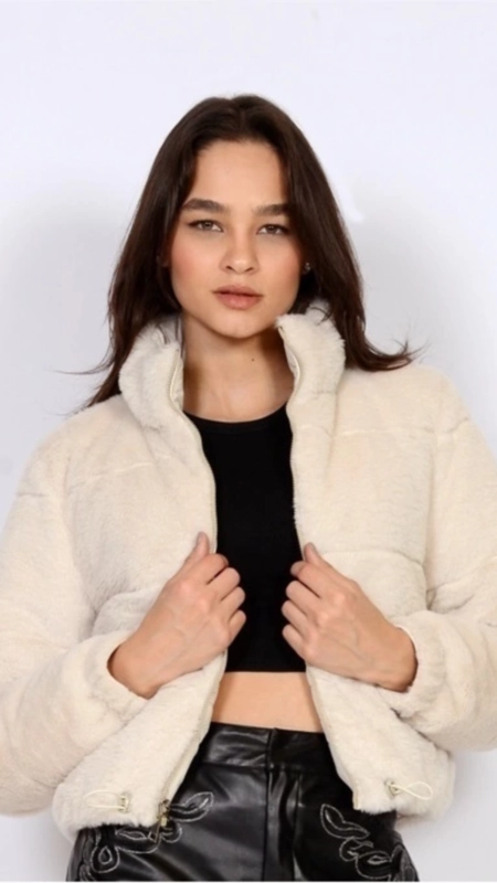 jaqueta puffer dupla face nylon teddy