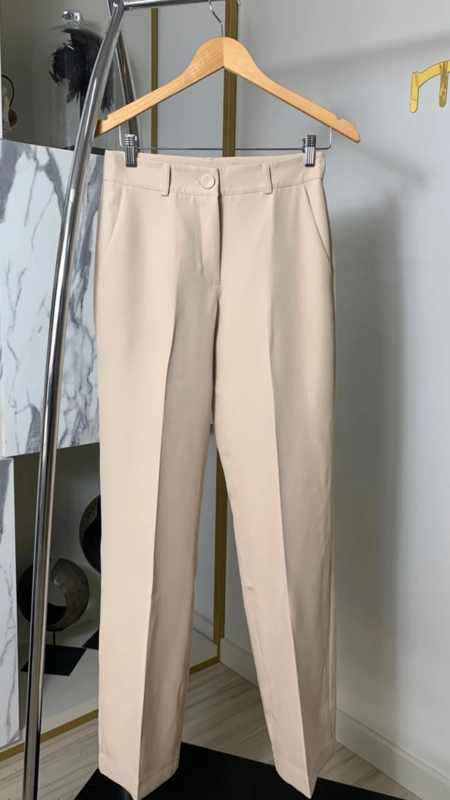 Calça alfaiataria reta marina