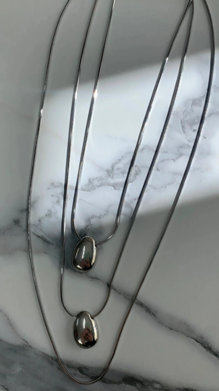 Colar triplo pingente gota delicate