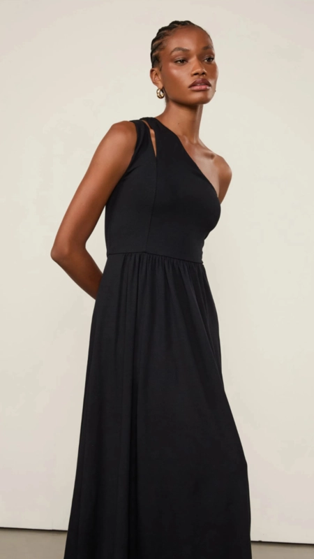 vestido midi animale recorte ombro