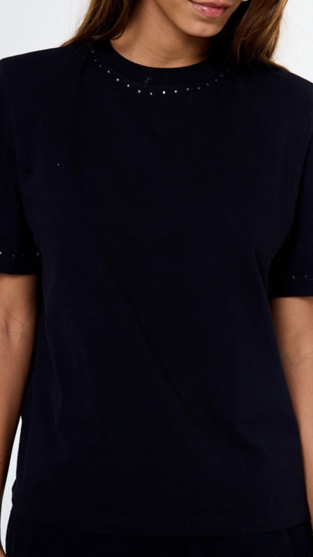 camiseta malha brilho gola animale jeans