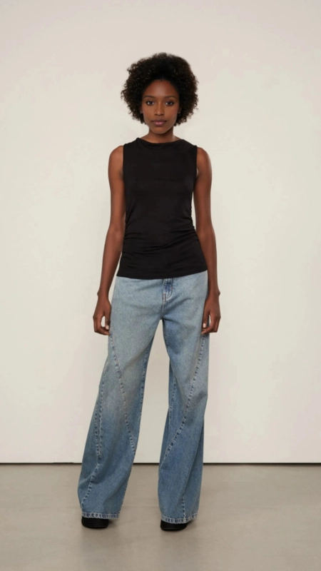 regata malha decote canoa animale jeans