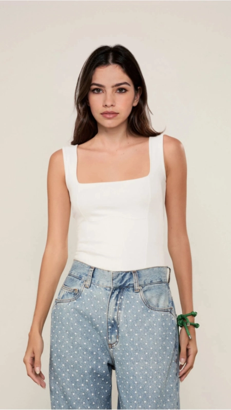 regata malha decote quadrado animale jeans