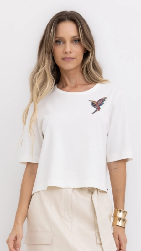 camiseta bordado beija-flor span borda barroca