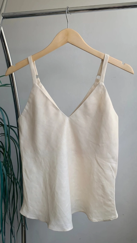 regata linho 100% borda barroca