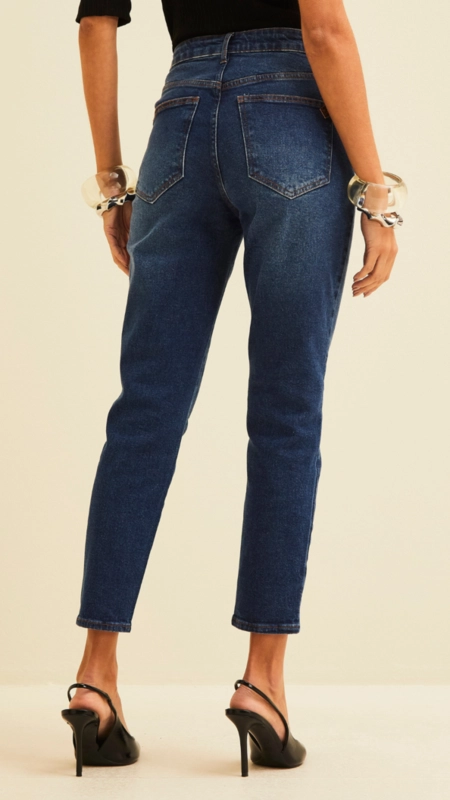 calça jeans mom forum lola