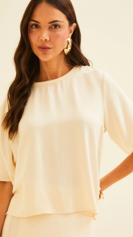 blusa forum crepe chic manga curta